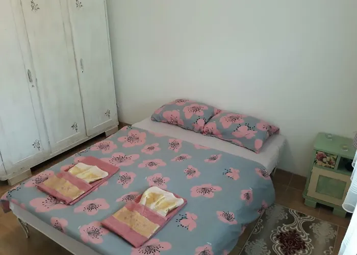 Dijelovi 公寓 比耶利纳